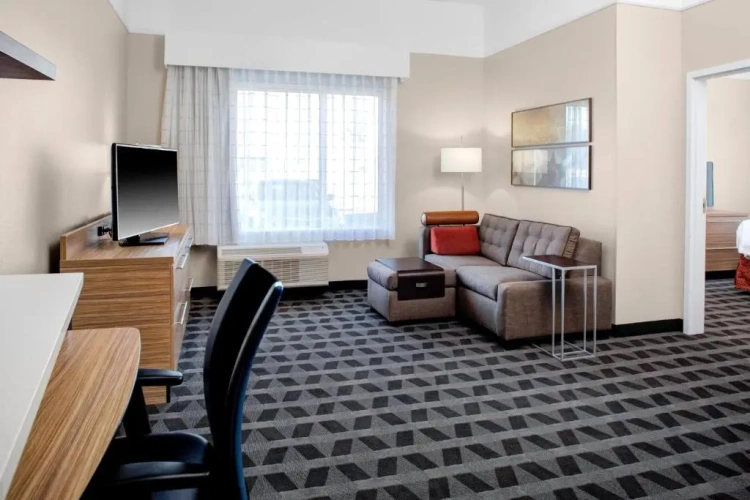 1 Bedroom Suite