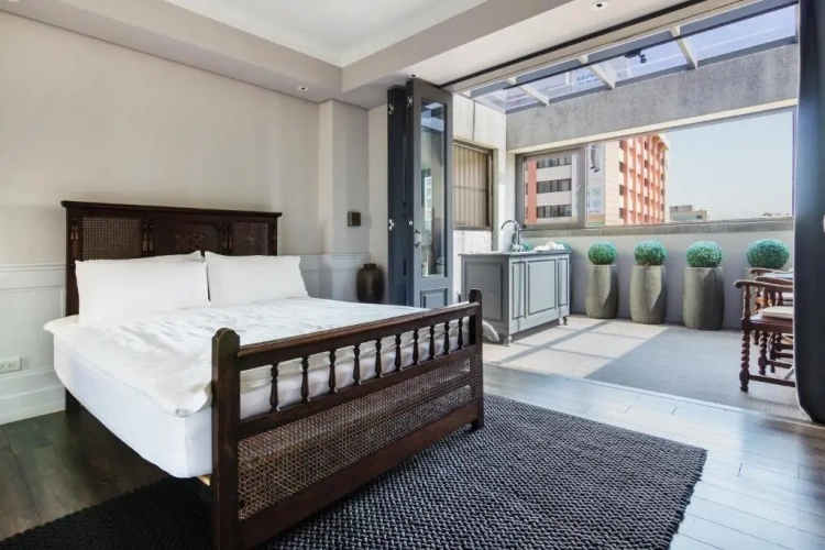 Deluxe Double room with balcony