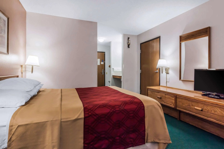 Rodeway Inn Holdrege