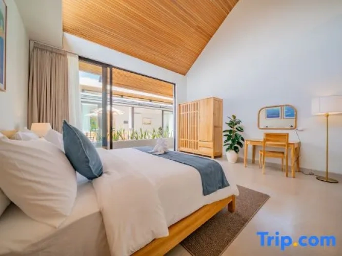 2 Bedrooms Villa