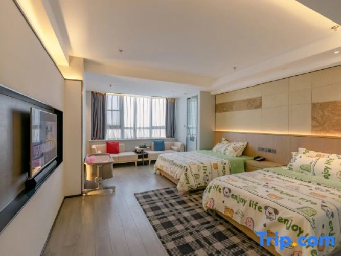 Standard Twin Family room