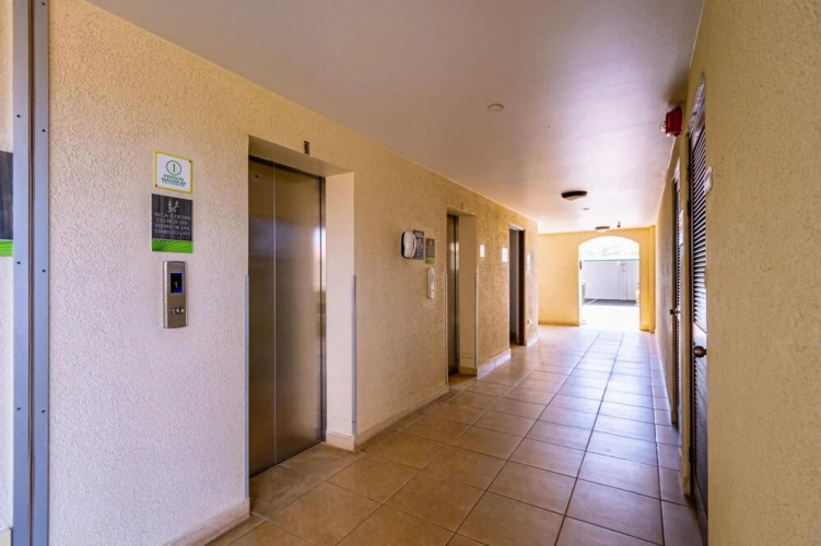 One Bedroom Ground Floor With a Pool View