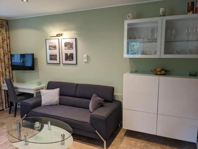 2 Bedrooms Apartment