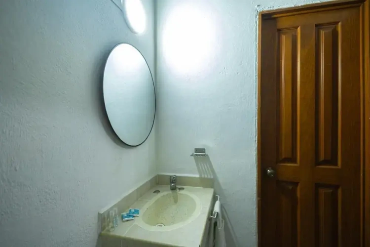 Economy Quadruple room