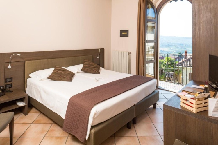 Standard Double room with balcony