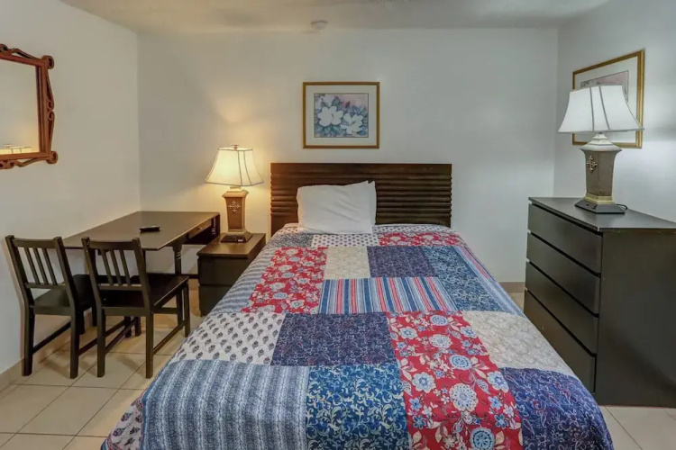 Richard's Motel