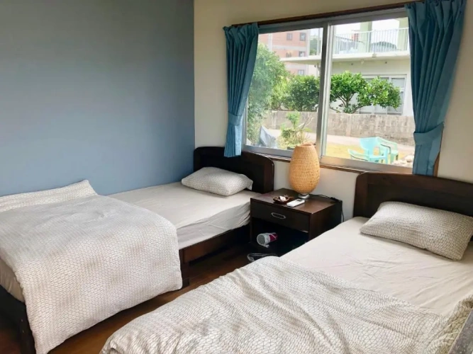 Standard Twin room with sea view