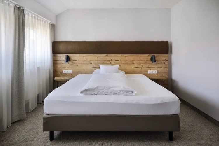 Business Double Apartment