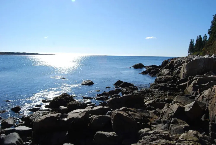 Lighthouse Point by Pack and Relax