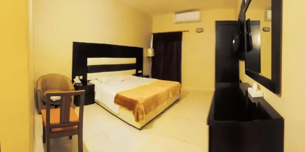 Deluxe Double Studio