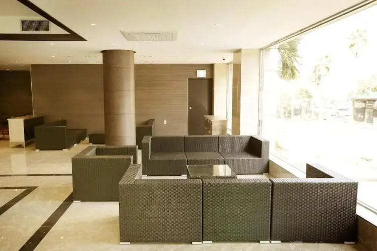 Sunland Hotel