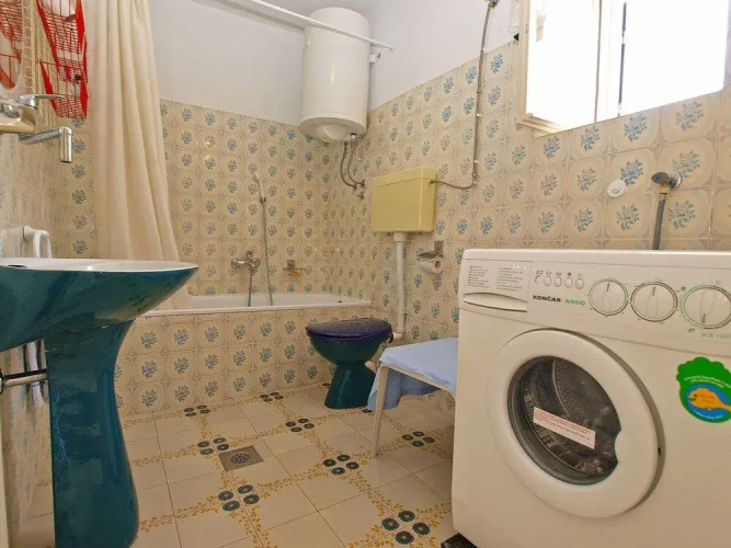 Apartment 256