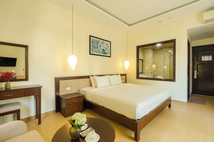 Deluxe Quadruple room with balcony and with pool view