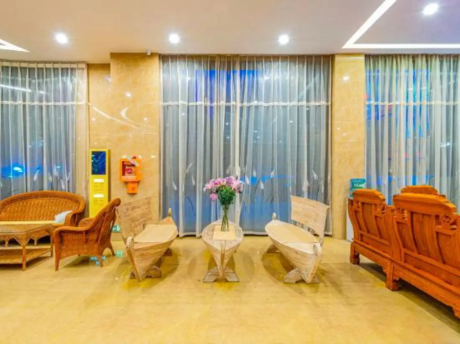 Poya Hotel