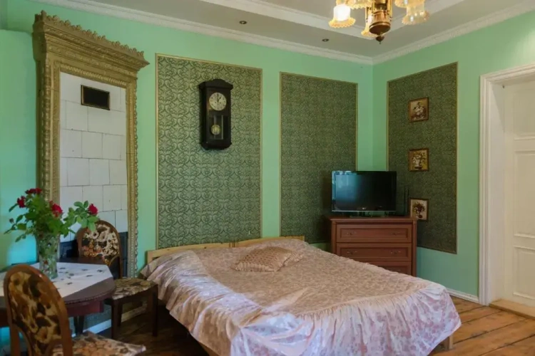 Standard Quadruple room with view