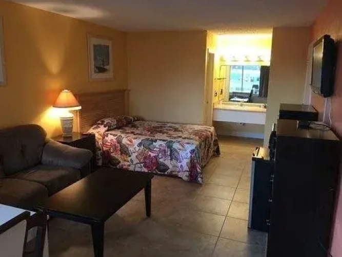 Tropical Inn Palm Bay