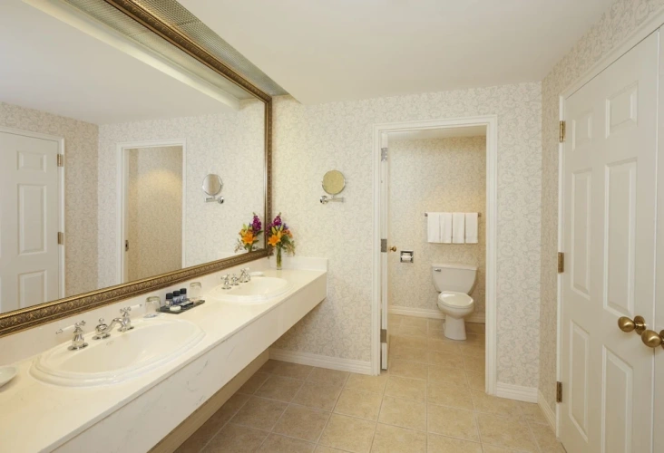 Quadruple Suite