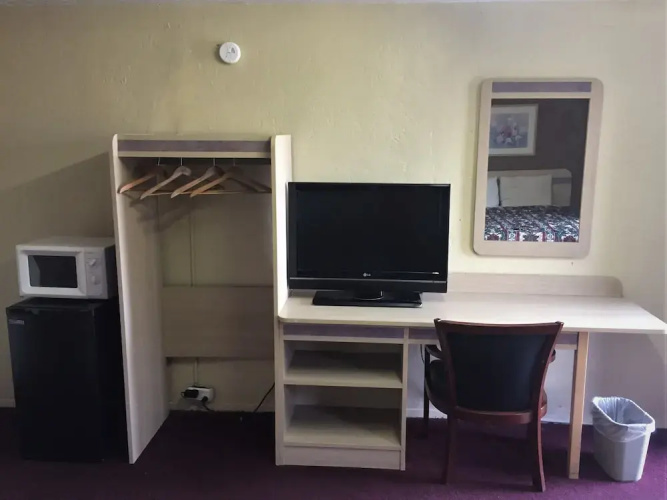 Economy Inn Lawton