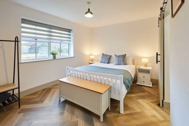 Host Stay Middle Cottage