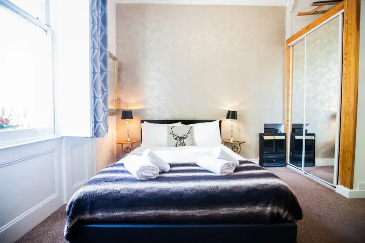 Pimlico Chic Suite