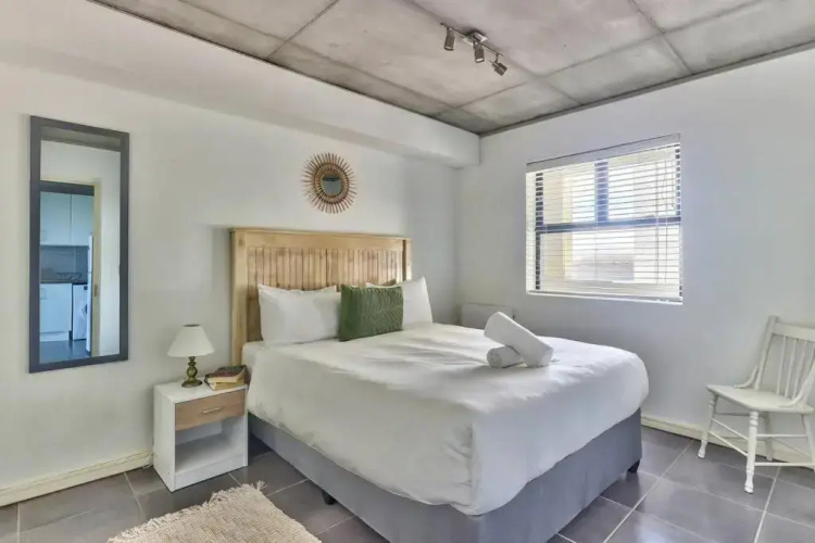 2 Bedroom Secure Pool Strong Wifi