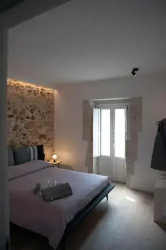 4 Elements Boutique Home