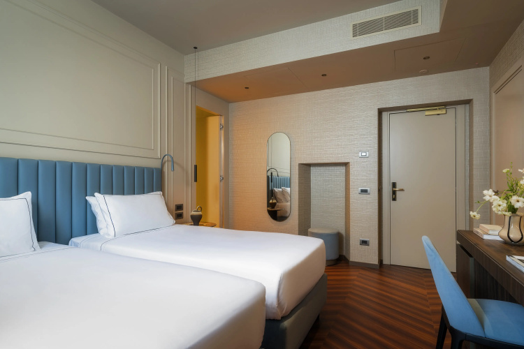 World Hotel Casati 18