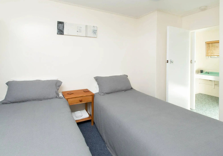 Marina Court Motel