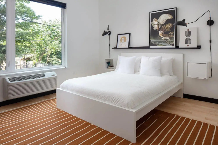 4003 Chestnut | 2E