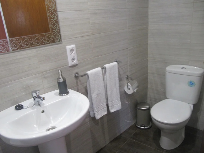 Hostal y Apartamento Molí de Mar