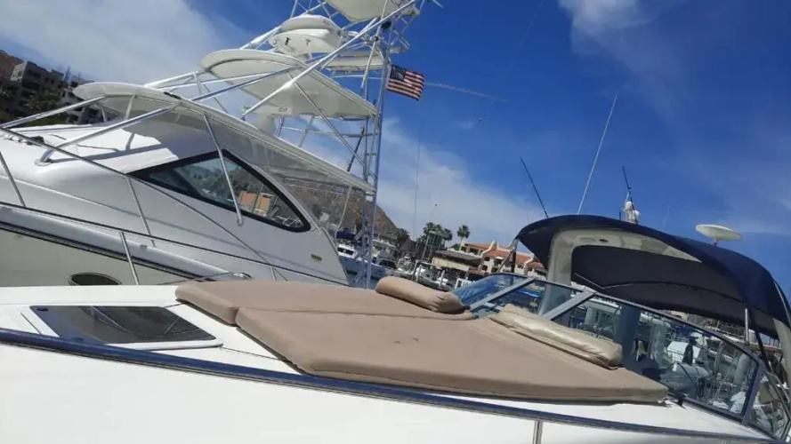 Sea Ray sundancer 32Ft 8pax