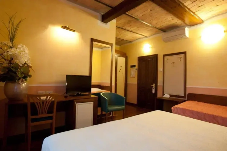 Superior Triple room