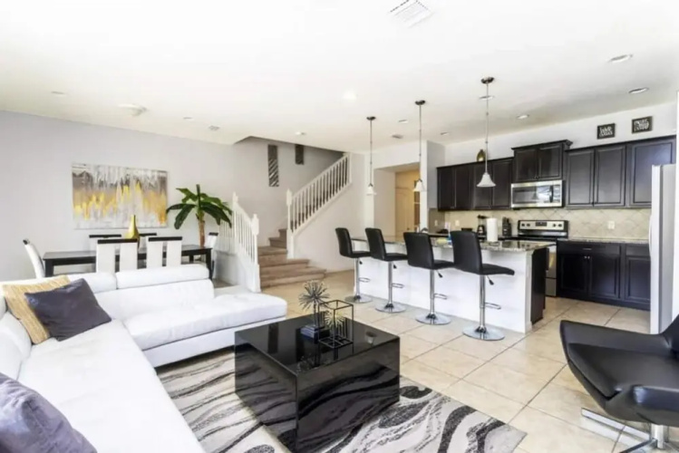 9035 Amazing Townhome for Your Family