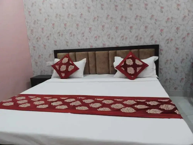 Baba Paying Guest House