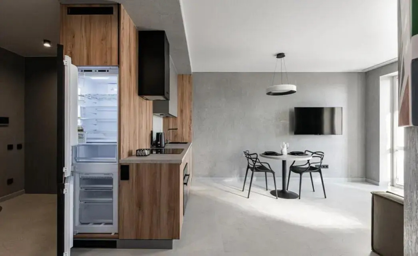 Roomer on Dzerzhinsky Avenue 21