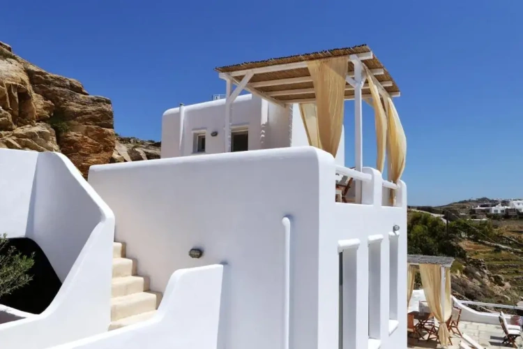 Villa with sea view
