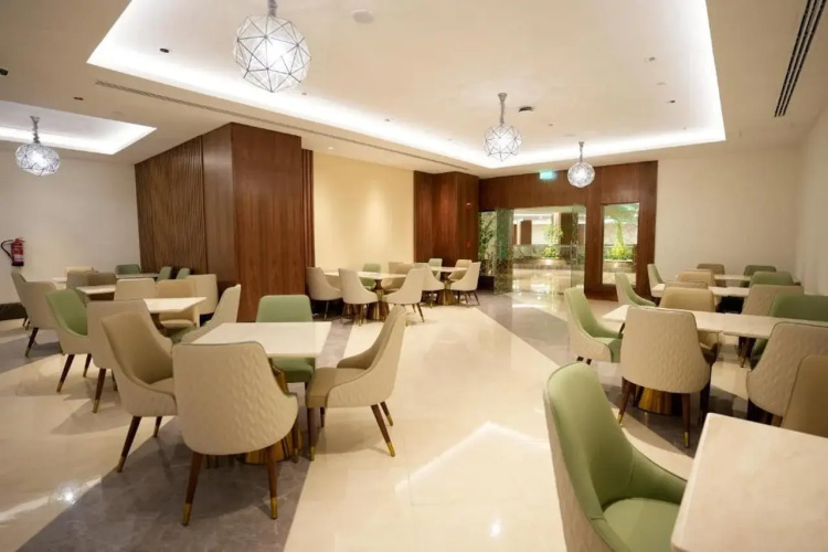 Peninsula Worth Hotel
