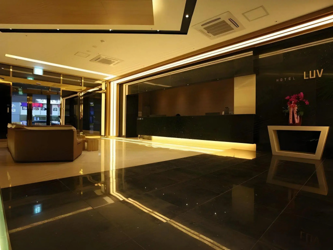 Business Design Hotel LUV
