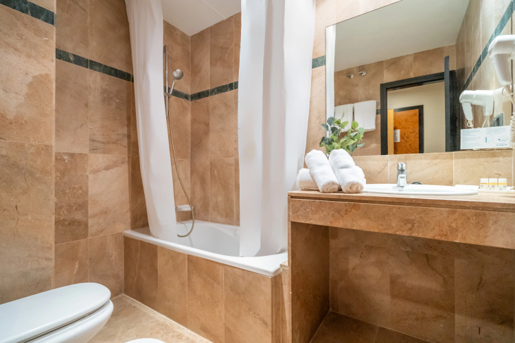 Hotel Glories photo 13