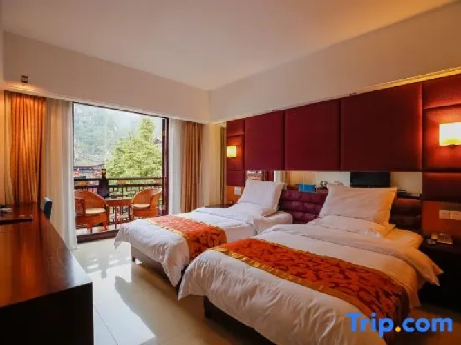 Standard Twin room with balcony