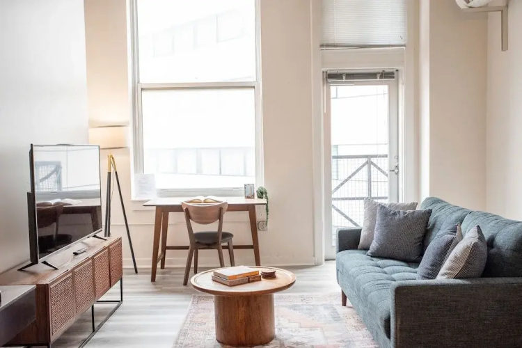 3BR CozySuites TheBlock-SkybridgeAccess2