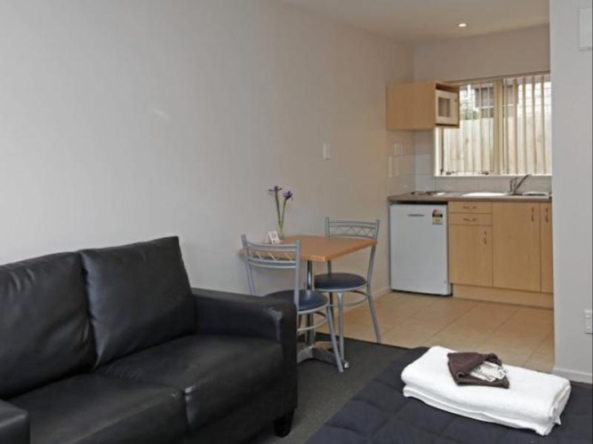 1 Bedroom Double Suite