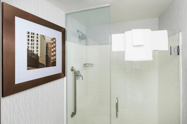 SpringHill Suites Chicago Downtown/River North photo 10