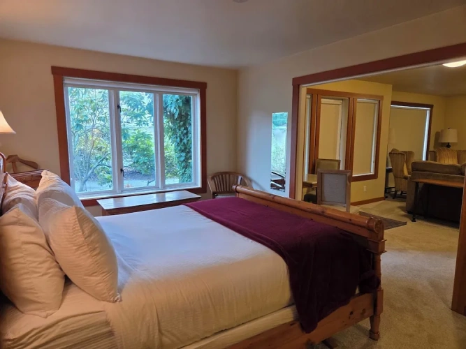 Deluxe Double Suite