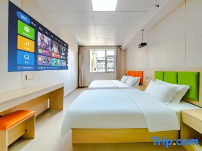 Standard Twin Family room