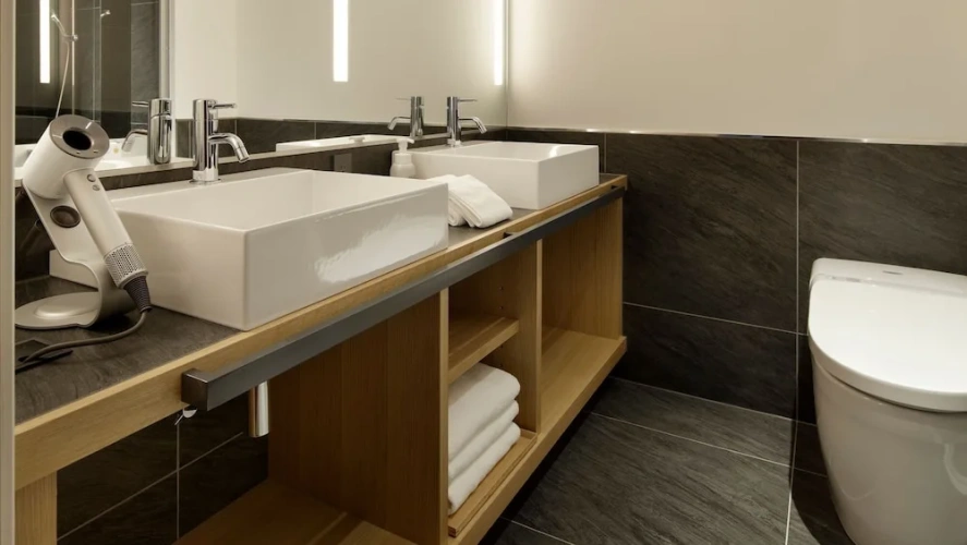 2 Bedrooms Suite