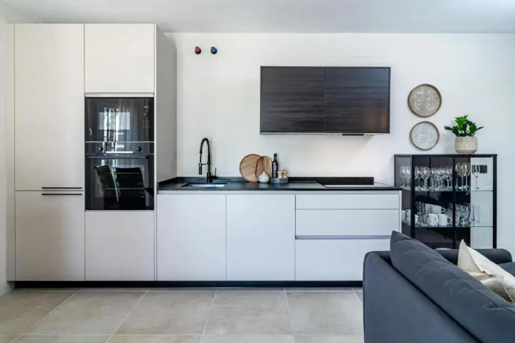 LNM17- 2 bedroom next to Puerto Banus