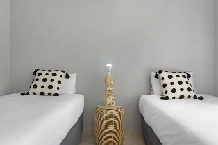 Kingston Estate 112 by HostAgents