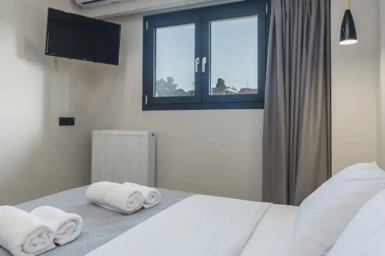 Dionisos Luxury Suites