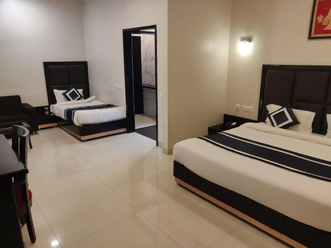 Chandra Grand